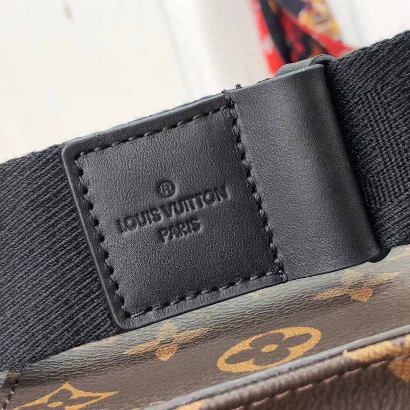 Louis Vuitton S Lock Sling Bag(21-15-4cm)    M45807 - DopestKickz