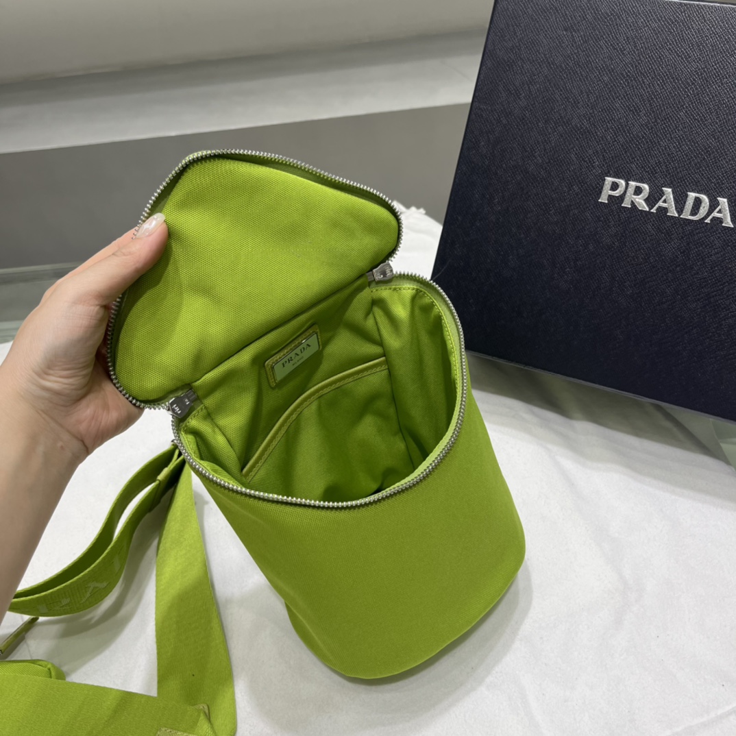 Prada Canvas Shoulder Bag(21-15-15cm)   2VH147 - DopestKickz