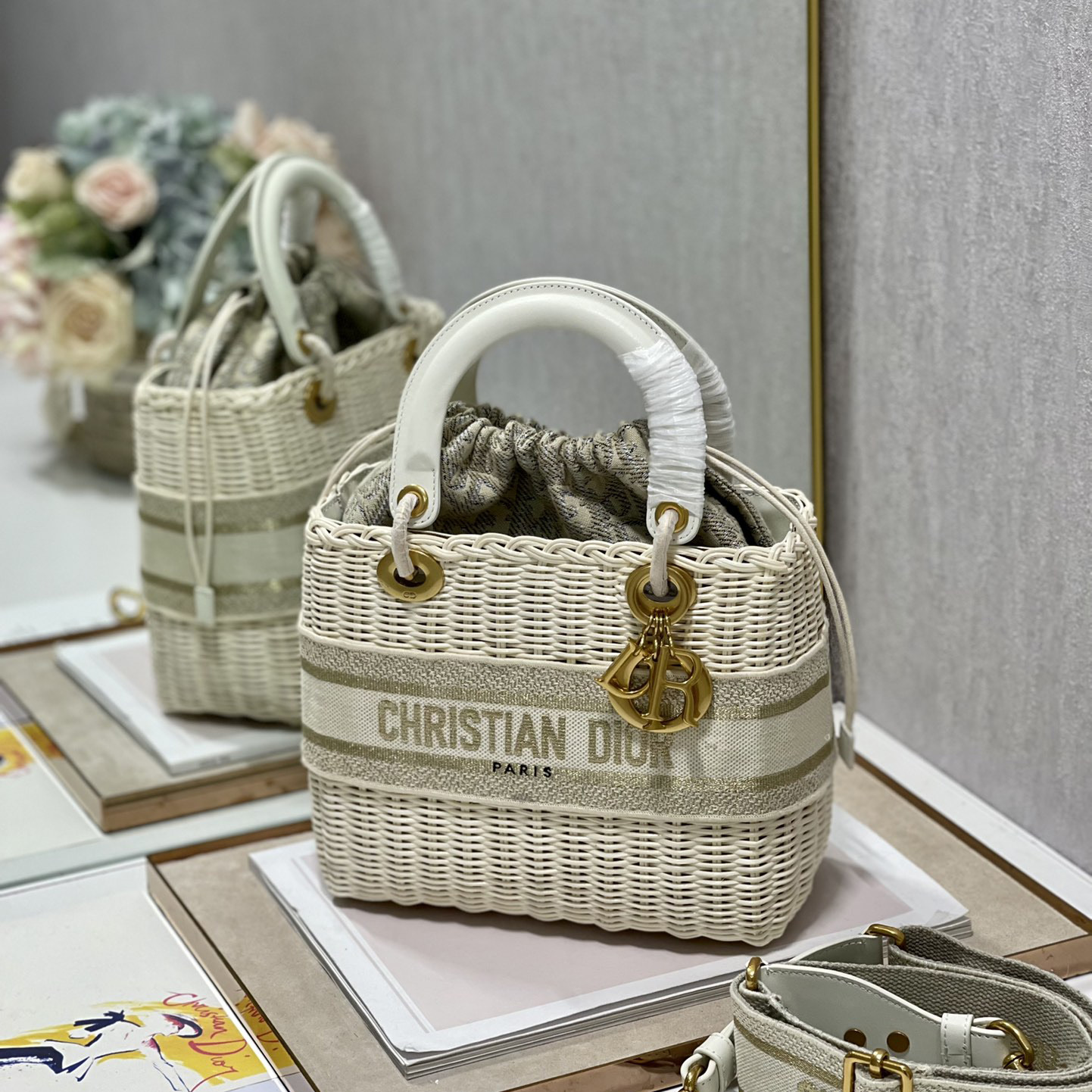 Dior Medium Lady Dior Bag(24-20-11cm) - DopestKickz