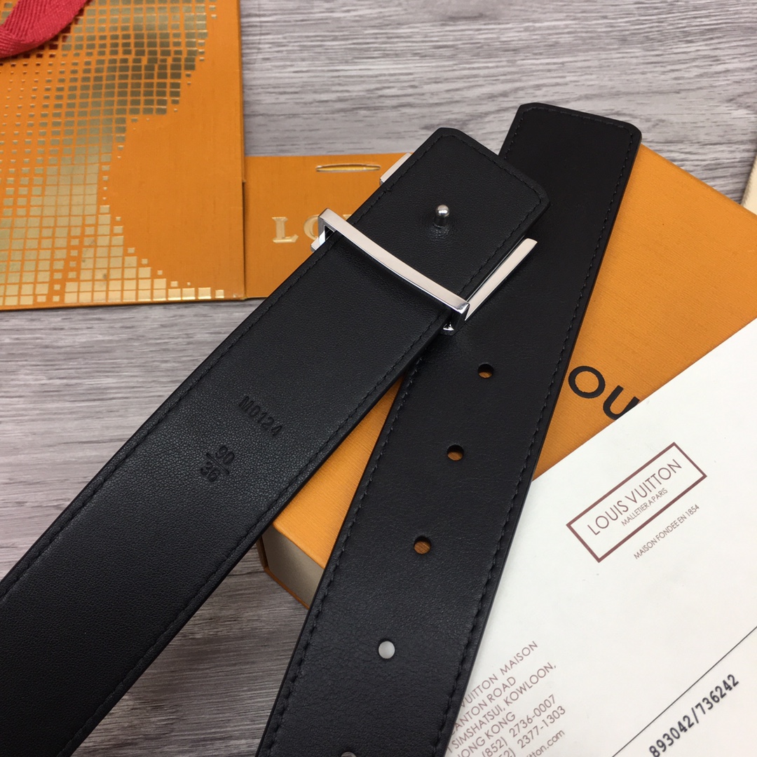 Louis Vuitton Shape 40MM Reversible Belt - DopestKickz
