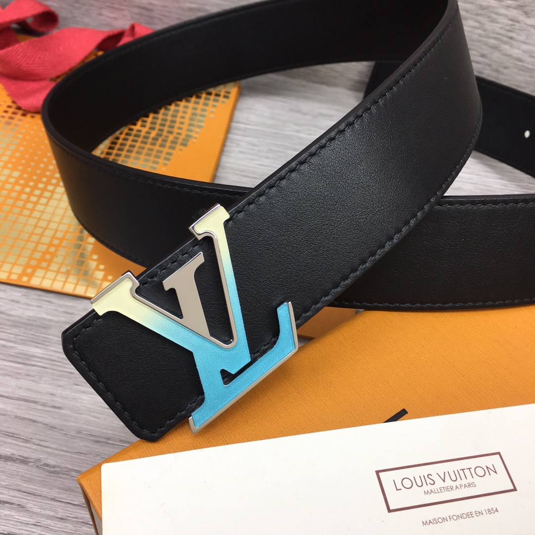 Louis Vuitton Shape 40MM Reversible Belt - DopestKickz