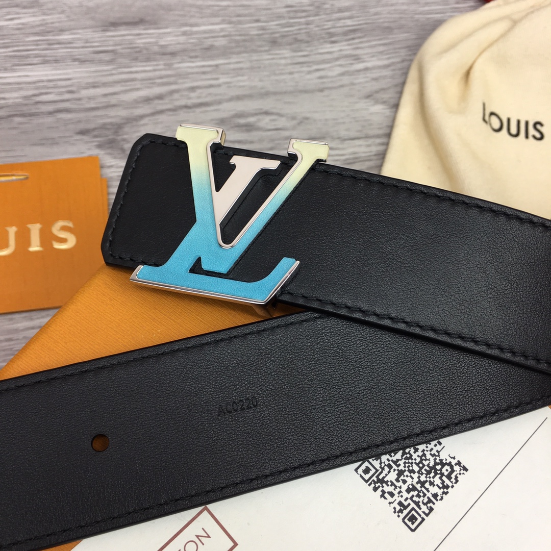 Louis Vuitton Shape 40MM Reversible Belt - DopestKickz