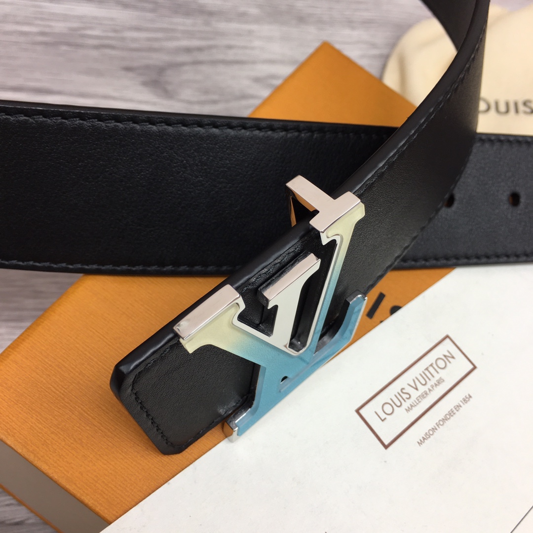 Louis Vuitton Shape 40MM Reversible Belt - DopestKickz
