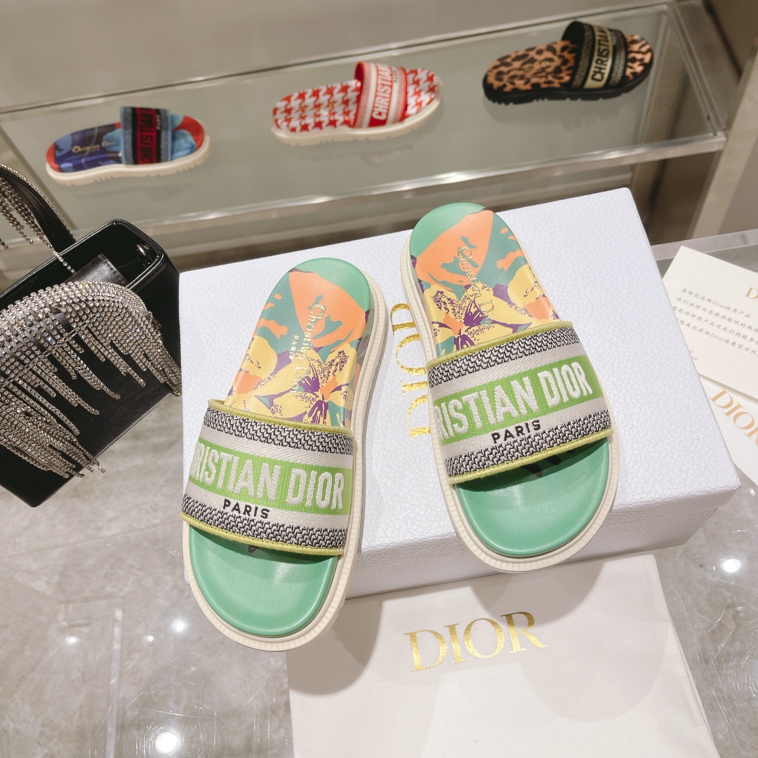 Dior Dway Slide - DopestKickz