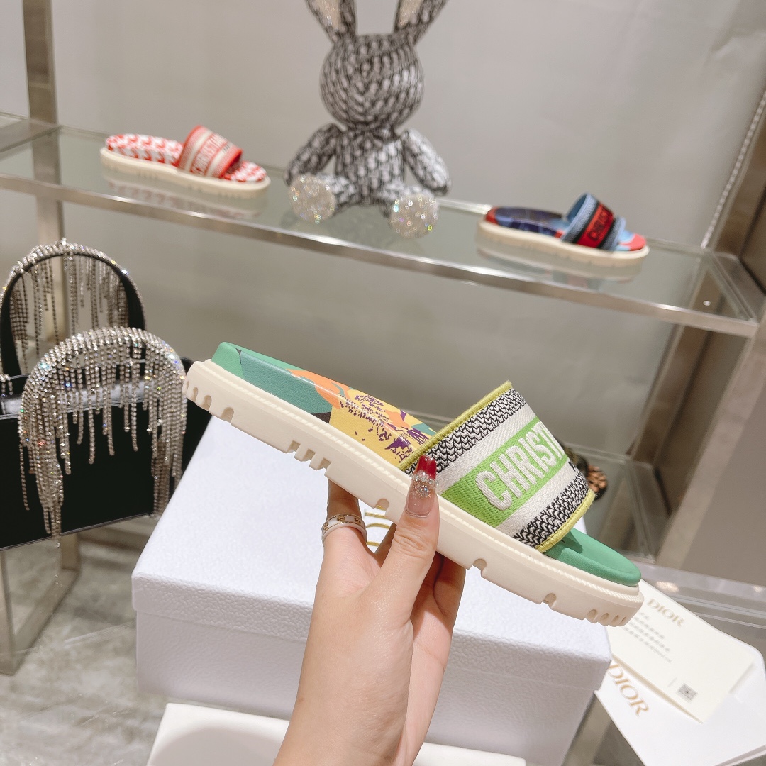 Dior Dway Slide - DopestKickz
