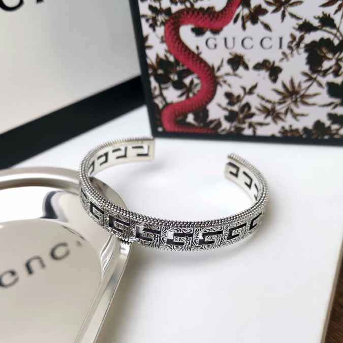 Gucci Silver Bracelet With Square G - DopestKickz