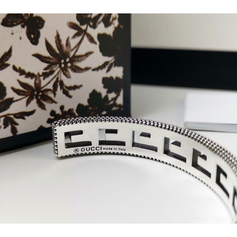 Gucci Silver Bracelet With Square G - DopestKickz