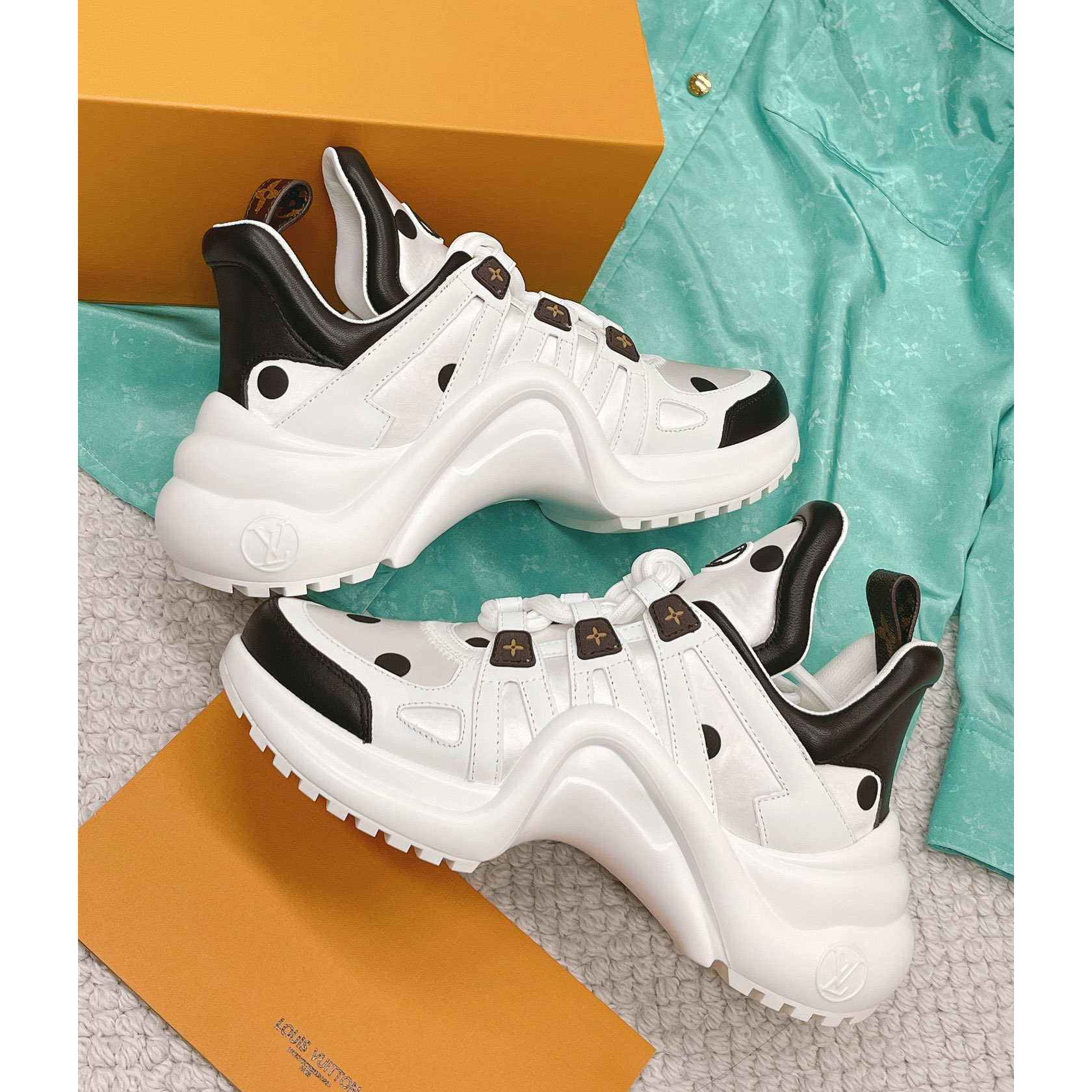 Louis Vuitton LV Archlight Sneaker     1AA0ON - DopestKickz