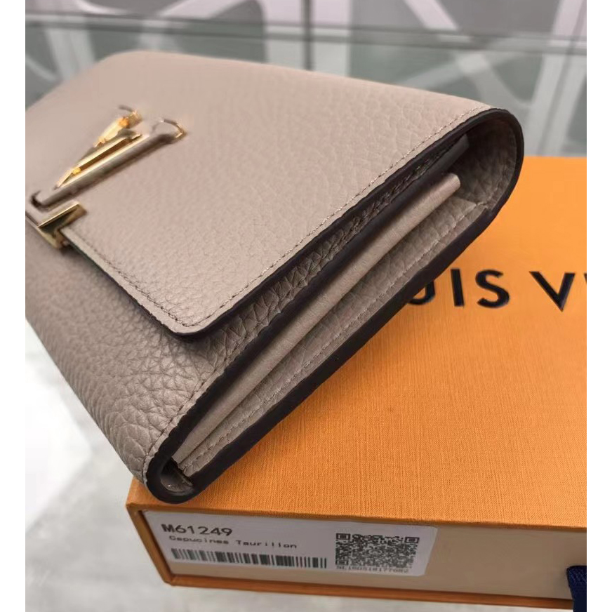 Louis Vuitton Capucines Wallet(19-10-2cm )  M61249 - DopestKickz