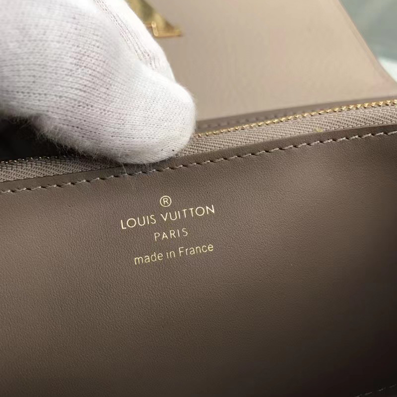 Louis Vuitton Capucines Wallet(19-10-2cm )  M61249 - DopestKickz