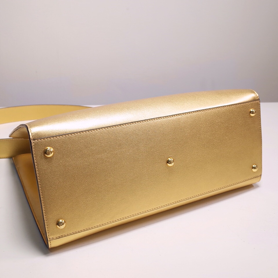 Fendi Sunshine Medium Shopper Bag In Gold Laminated Leather (35-31-17cm)  8BH386 - DopestKickz