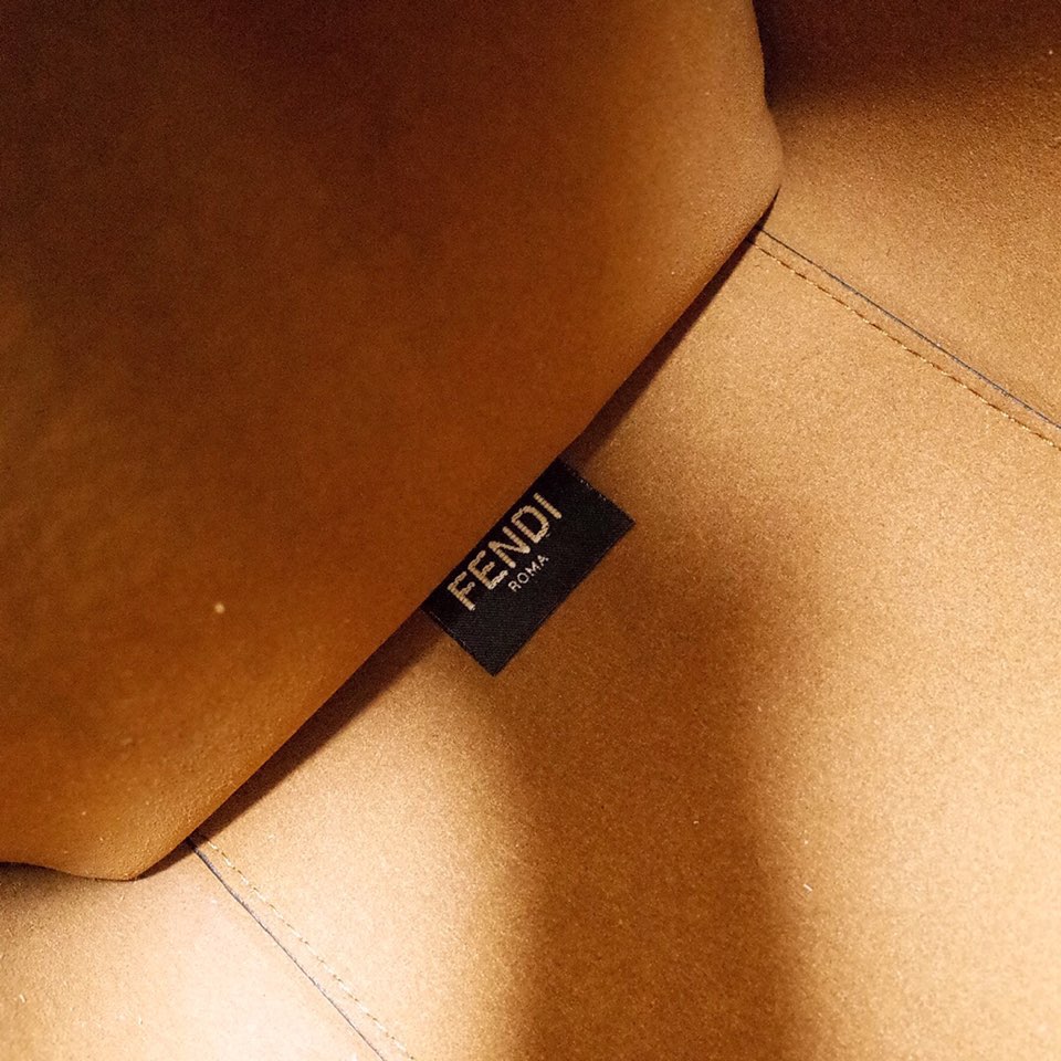 Fendi Sunshine Medium Shopper Bag In Gold Laminated Leather (35-31-17cm)  8BH386 - DopestKickz