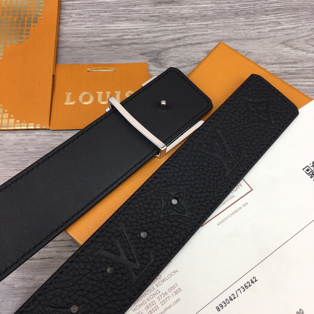 Louis Vuitton Shape 40MM Reversible Belt - DopestKickz