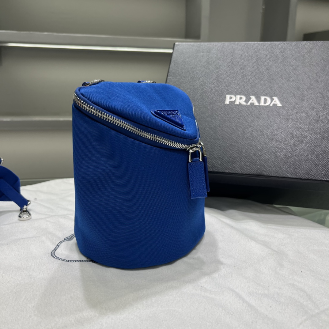 Prada Canvas Shoulder Bag(21-15-15cm)   2VH147 - DopestKickz