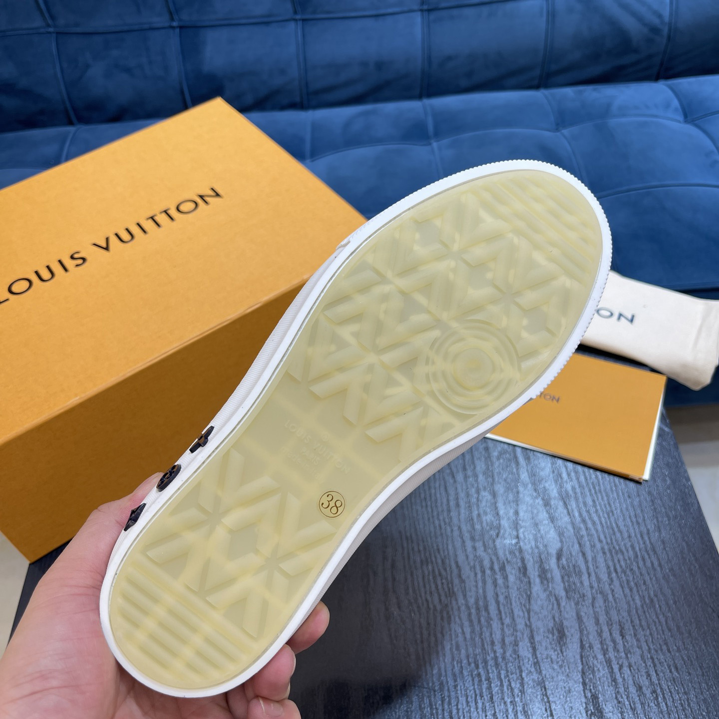 Louis Vuitton LV Ollie Sneaker       1AA7ME - DopestKickz