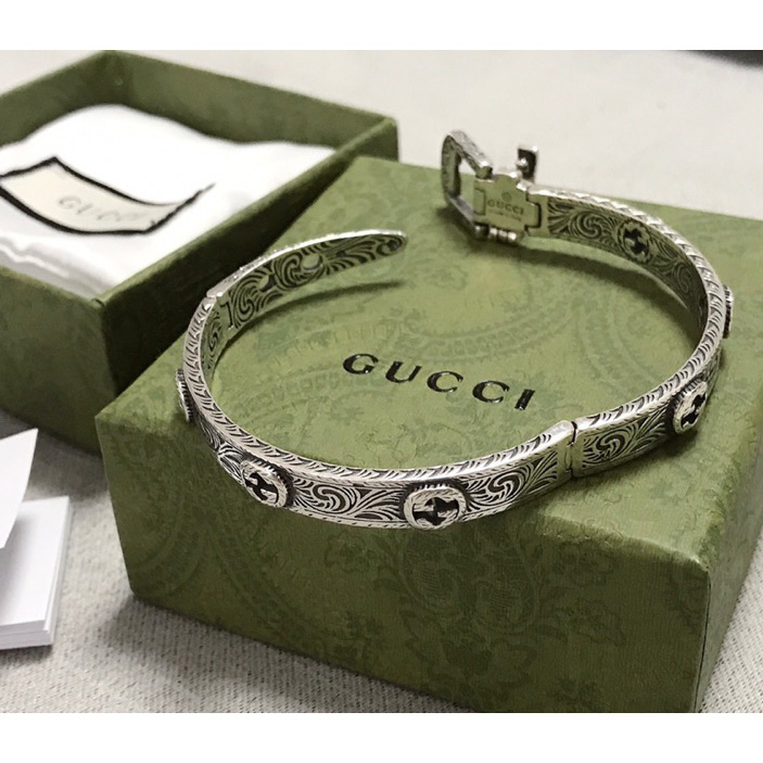 Gucci Silver Bracelet With Interlocking G - DopestKickz