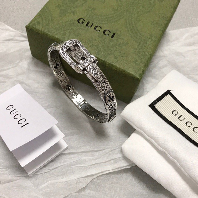 Gucci Silver Bracelet With Interlocking G - DopestKickz