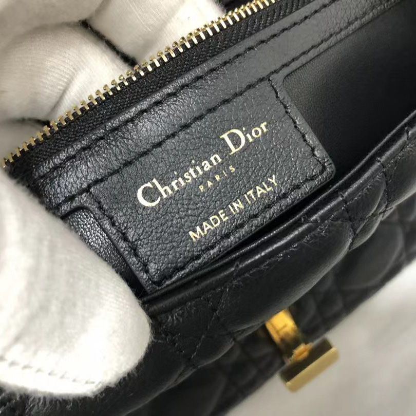Dior Medium Caro Bag(25.5-15.5-8cm) - DopestKickz