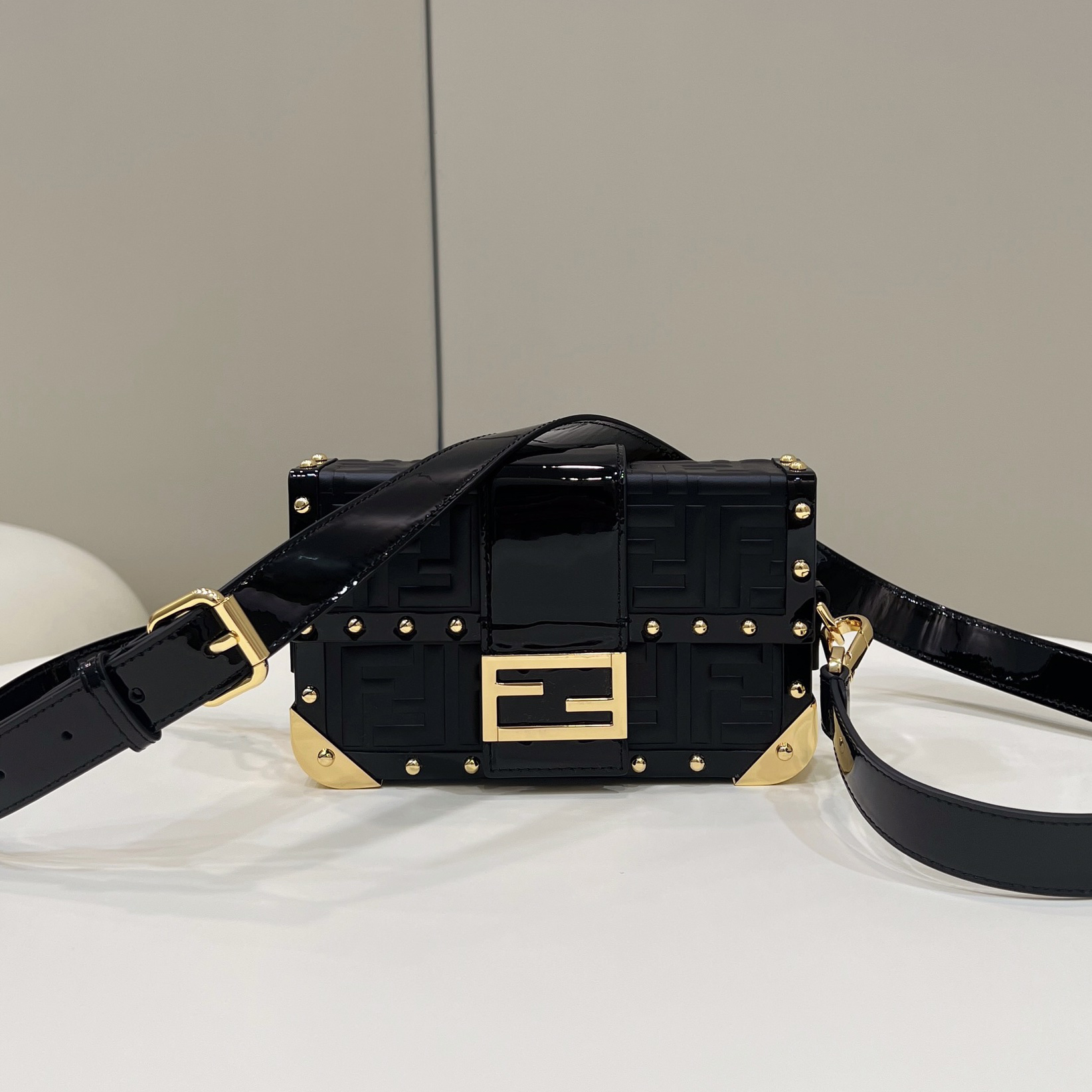 Fendi Baguette Trunk Mini Black Leather Bag(18.5-11.5-5cm) - DopestKickz