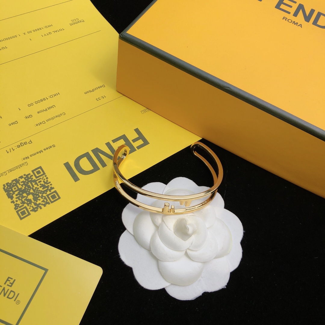 Fendi O’Lock Bracelet - DopestKickz