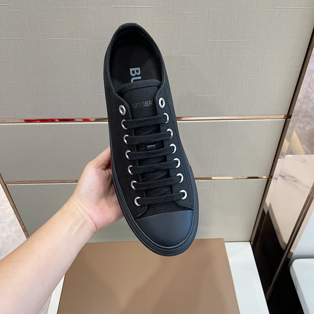 Burberry Logo Detail Cotton Sneakers - DopestKickz