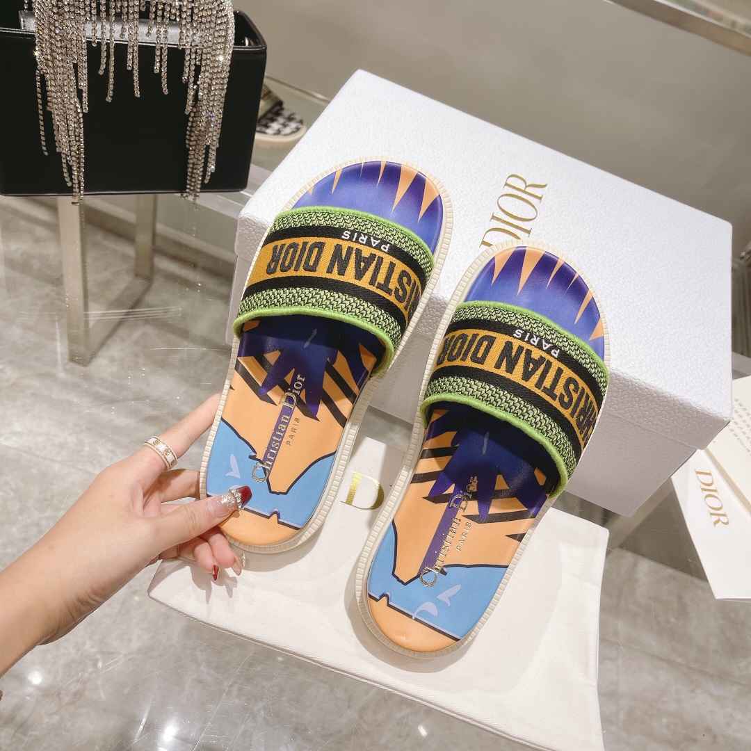 Dior Dway Slide - DopestKickz