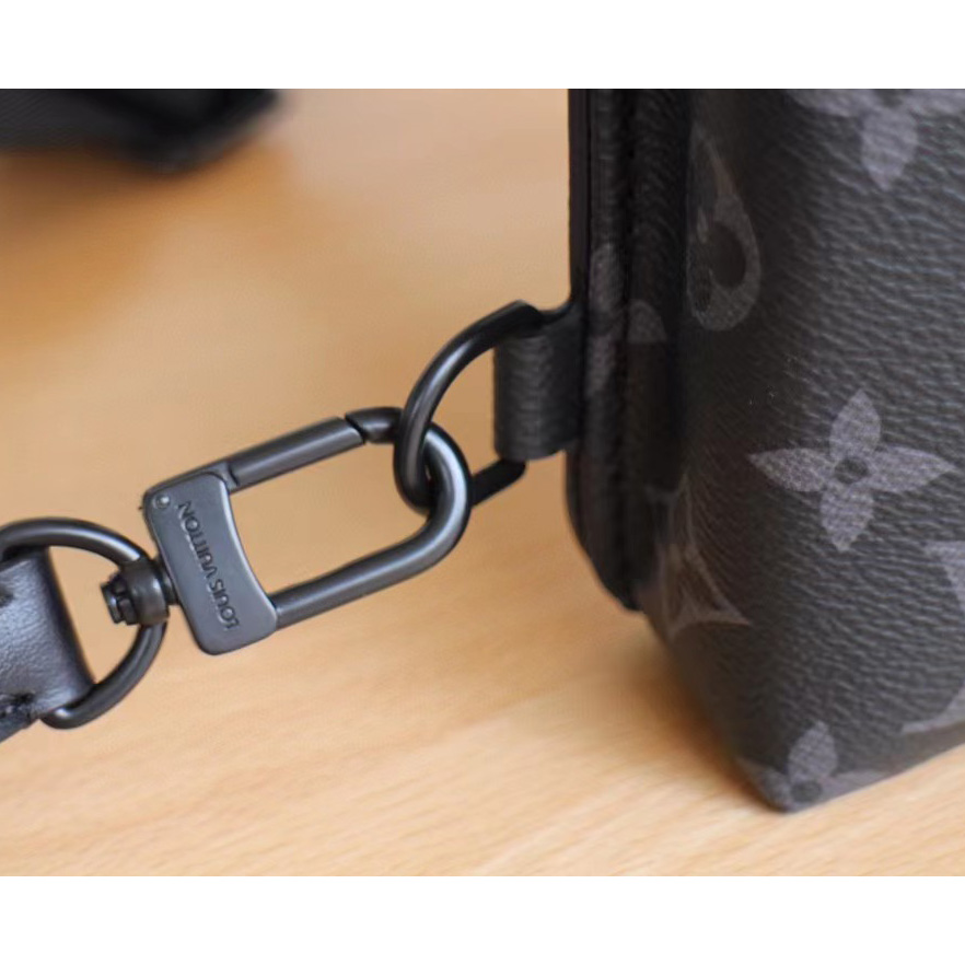 Louis Vuitton Saumur Slingbag(13-18-3.5CM)  M45912 - DopestKickz