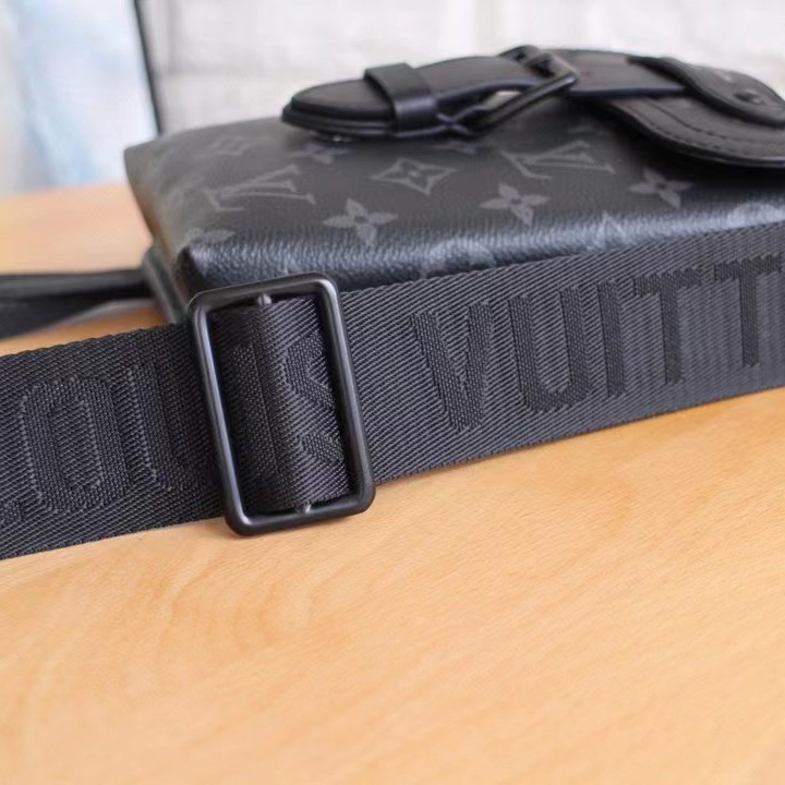 Louis Vuitton Saumur Slingbag(13-18-3.5CM)  M45912 - DopestKickz