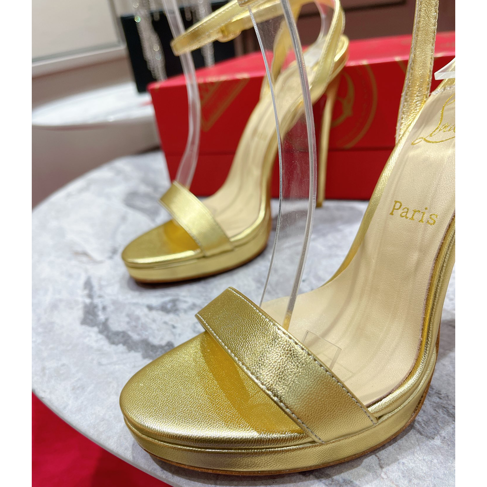Christian Louboutin   Loubi Queen Sandal(12CM) - DopestKickz