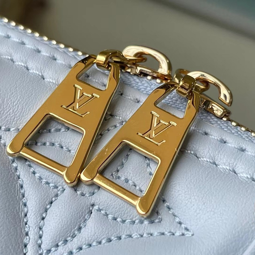 Louis Vuitton Alma BB Handbag(24.5-18-12CM)  M59822 - DopestKickz