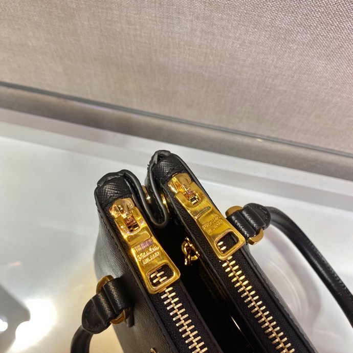 Prada Galleria Saffiano Leather Micro-Bag(20-14.5-9.5cm)   1BA906 - DopestKickz