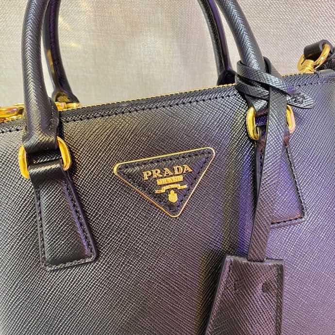 Prada Galleria Saffiano Leather Micro-Bag(20-14.5-9.5cm)   1BA906 - DopestKickz