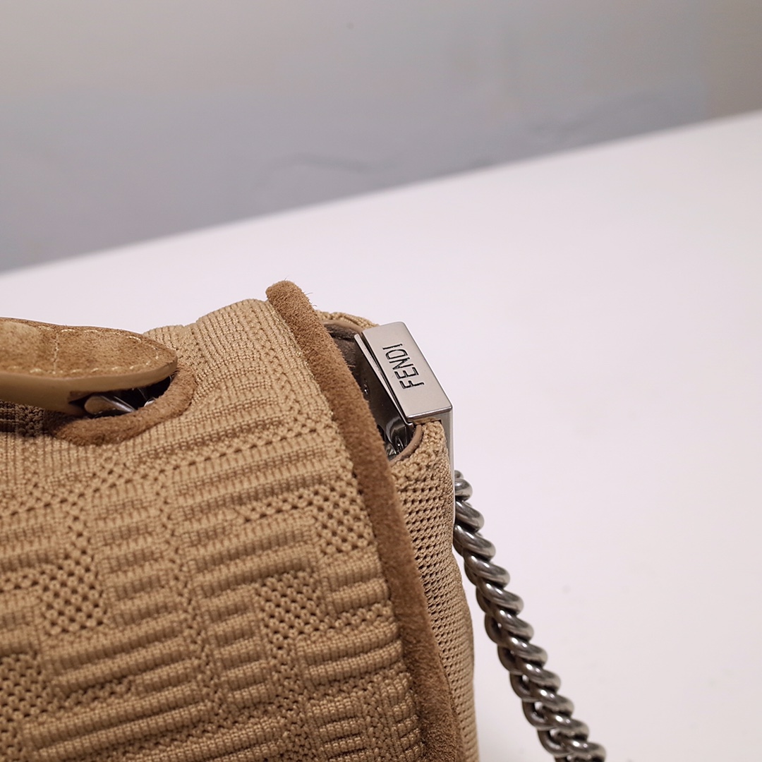 Fendi Iconic Medium Baguette Bag With Chain  (24-14.5-7CM)   8BR793 - DopestKickz