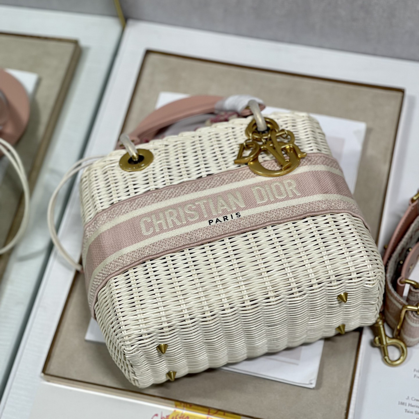 Dior Medium Lady Dior Bag(24-20-11cm) - DopestKickz