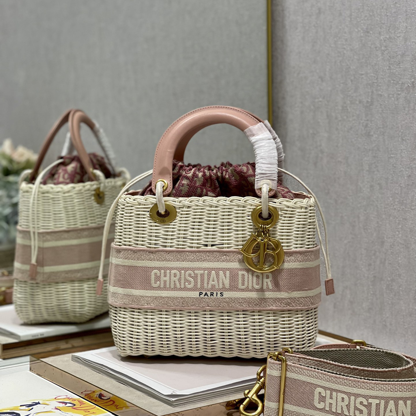 Dior Medium Lady Dior Bag(24-20-11cm) - DopestKickz