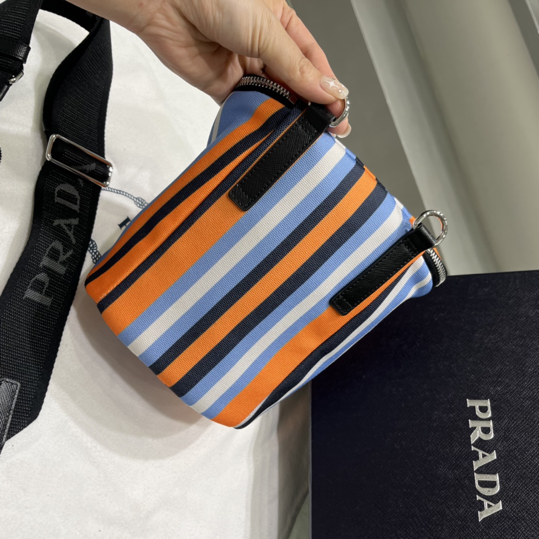Prada Printed Canvas Shoulder Bag(21-15-15cm)   2VH147 - DopestKickz