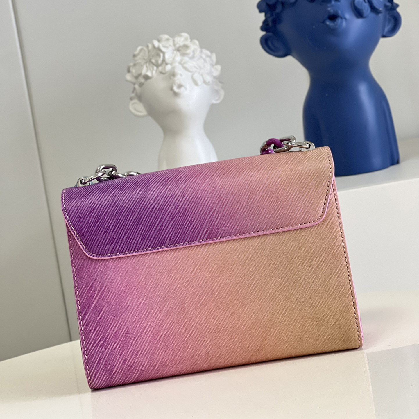 Louis Vuitton Twist MM Handbag(23-17-9.5CM)  M59894 - DopestKickz