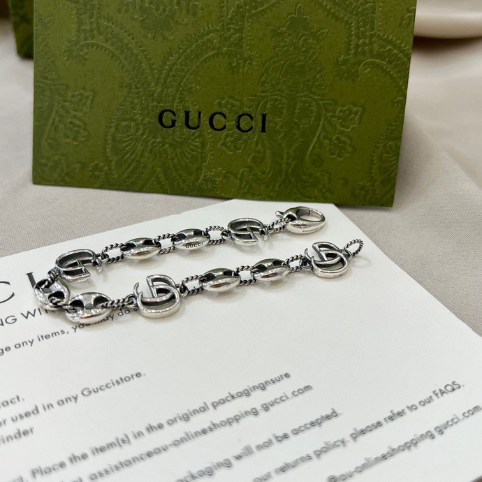 Gucci Double G Bracelet - DopestKickz
