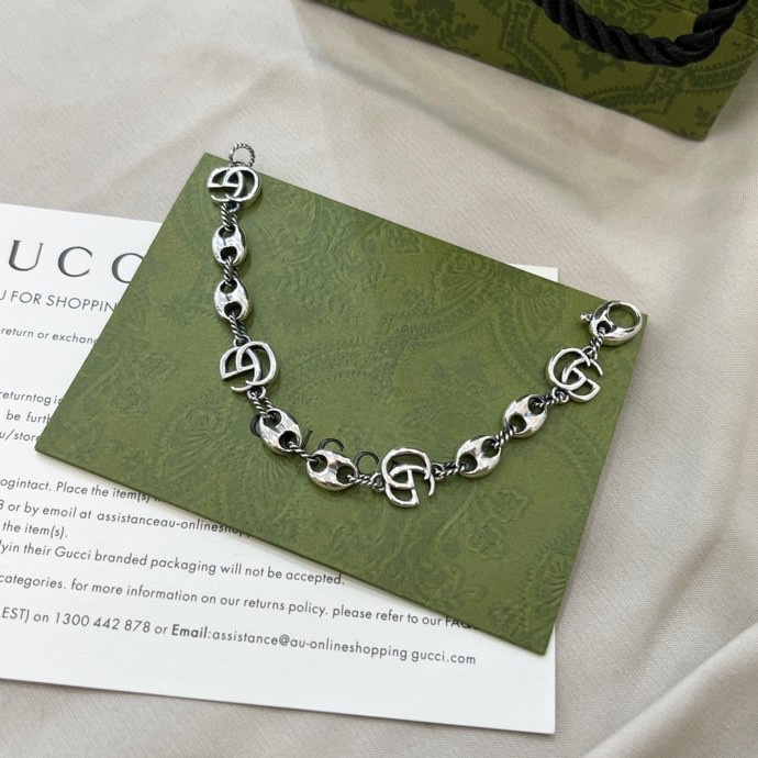 Gucci Double G Bracelet - DopestKickz