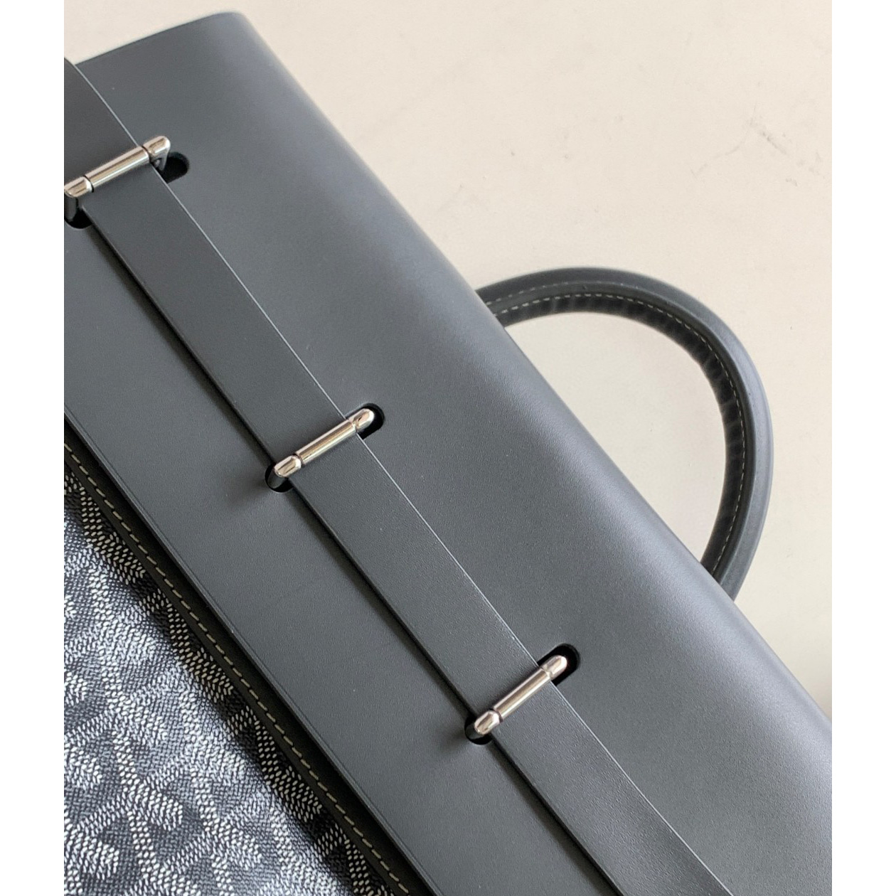 Goyard Backpack(48-36-22CM) - DopestKickz