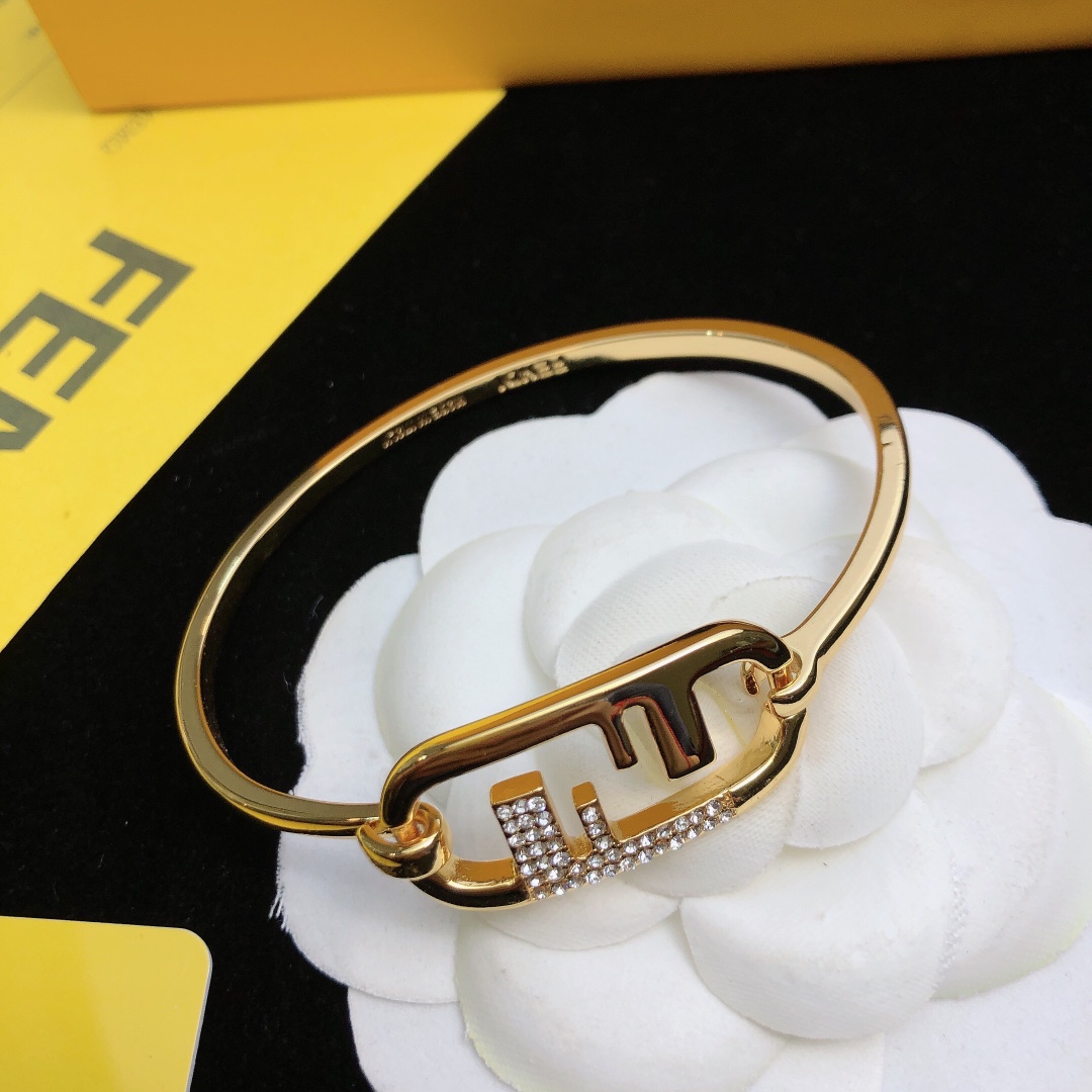Fendi O’Lock Bracelet - DopestKickz