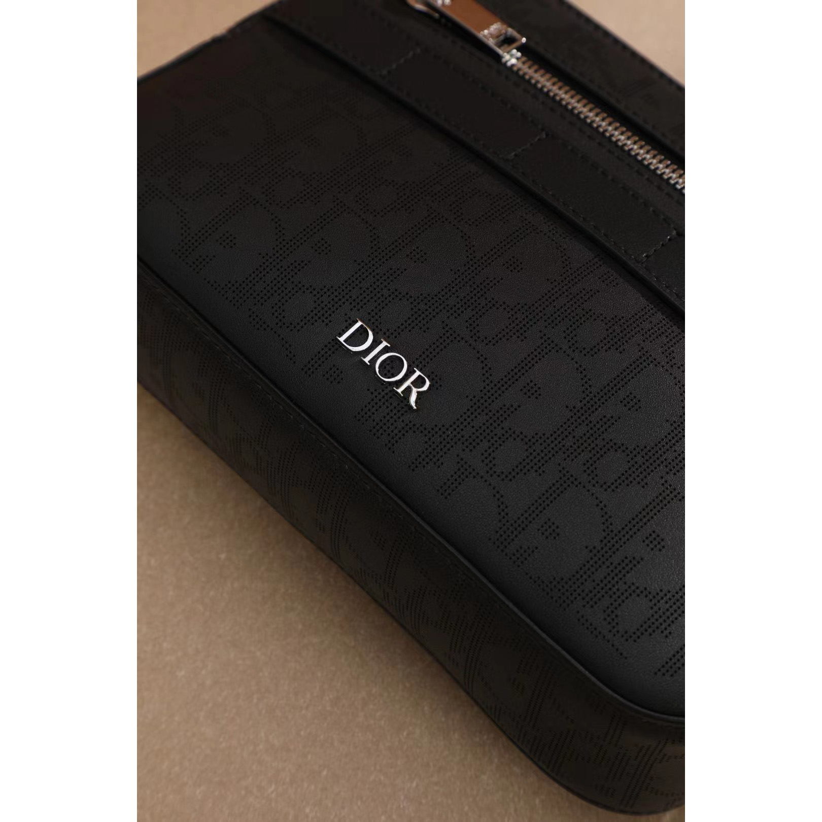 Dior Black Obique Galaxy Leather Safari Messenger Bag(22-15-6cm) - DopestKickz