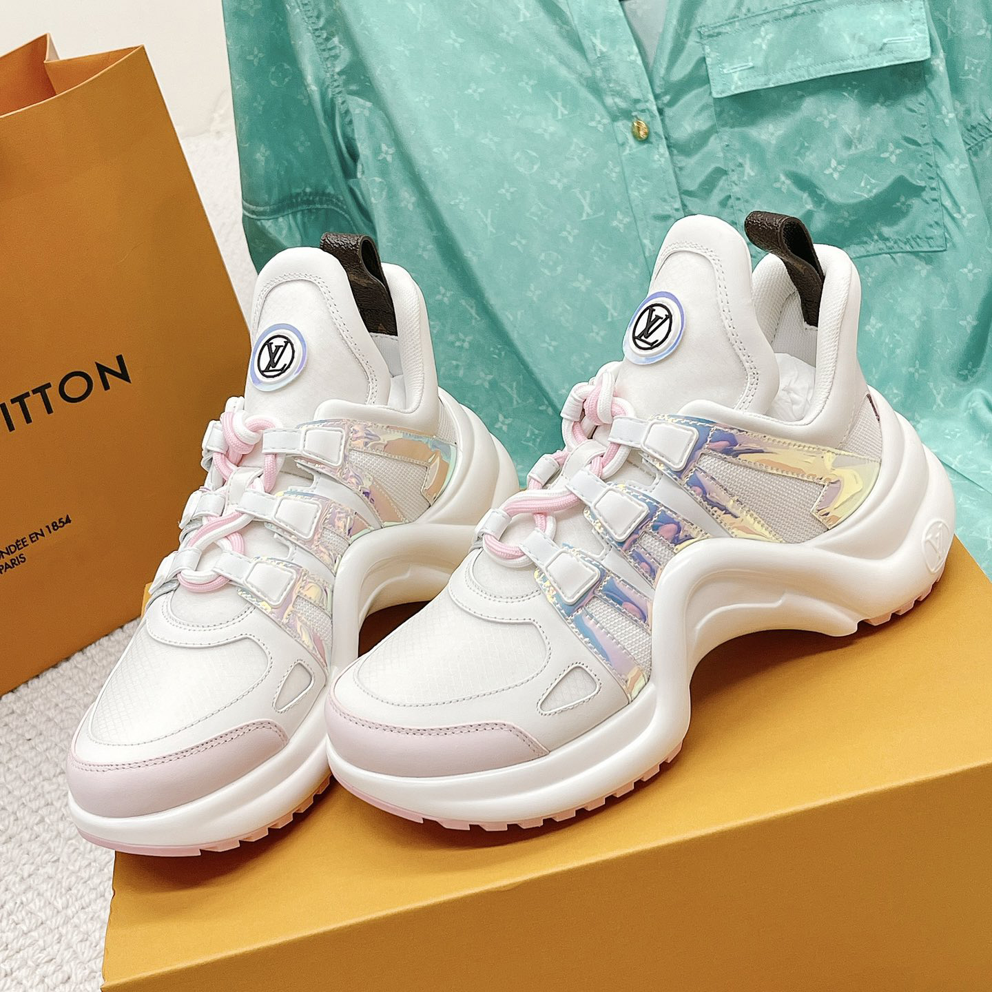 Louis Vuitton LV Archlight Sneaker    - DopestKickz