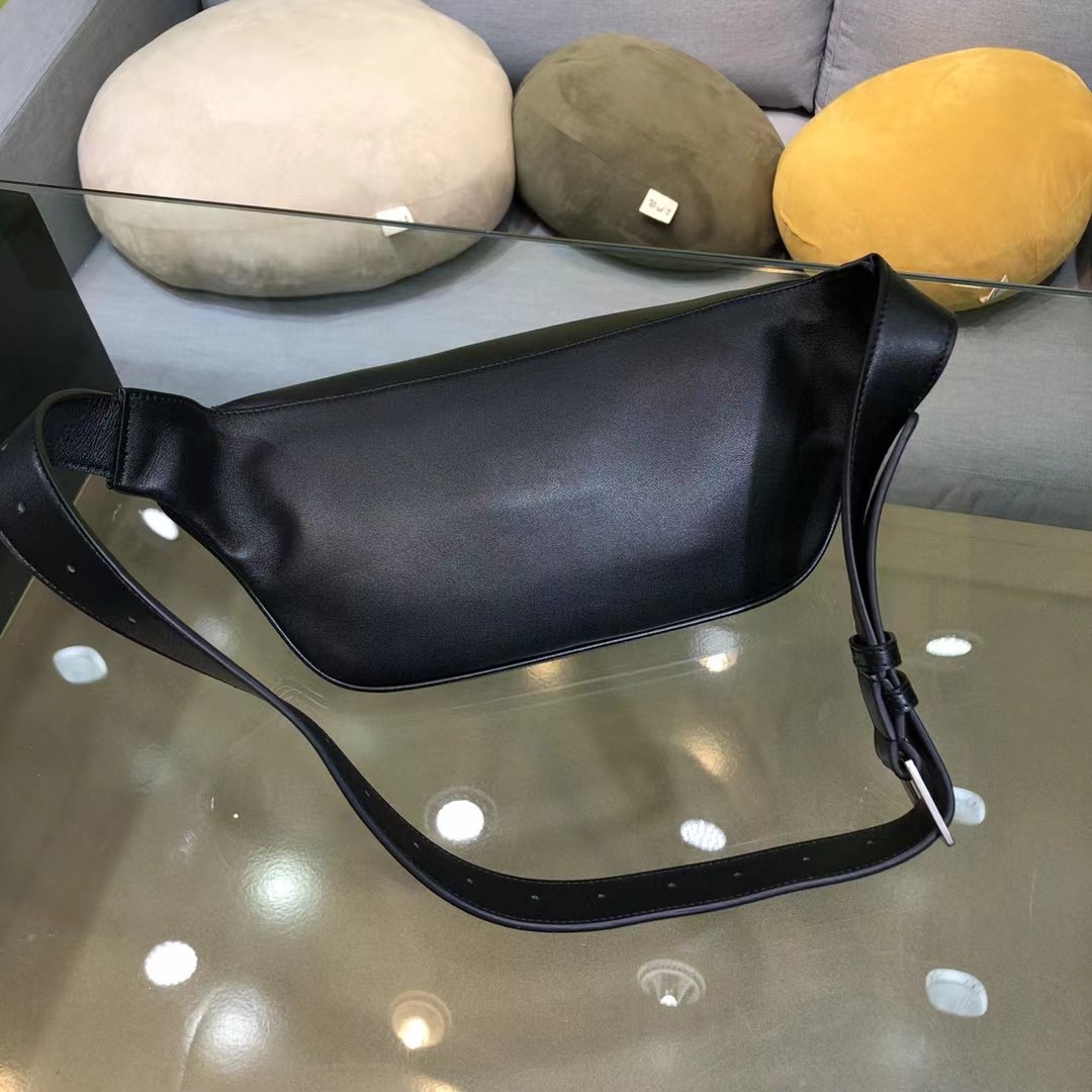 Saint Laurent Logo Bumbag（25-14-3.5cm） - DopestKickz
