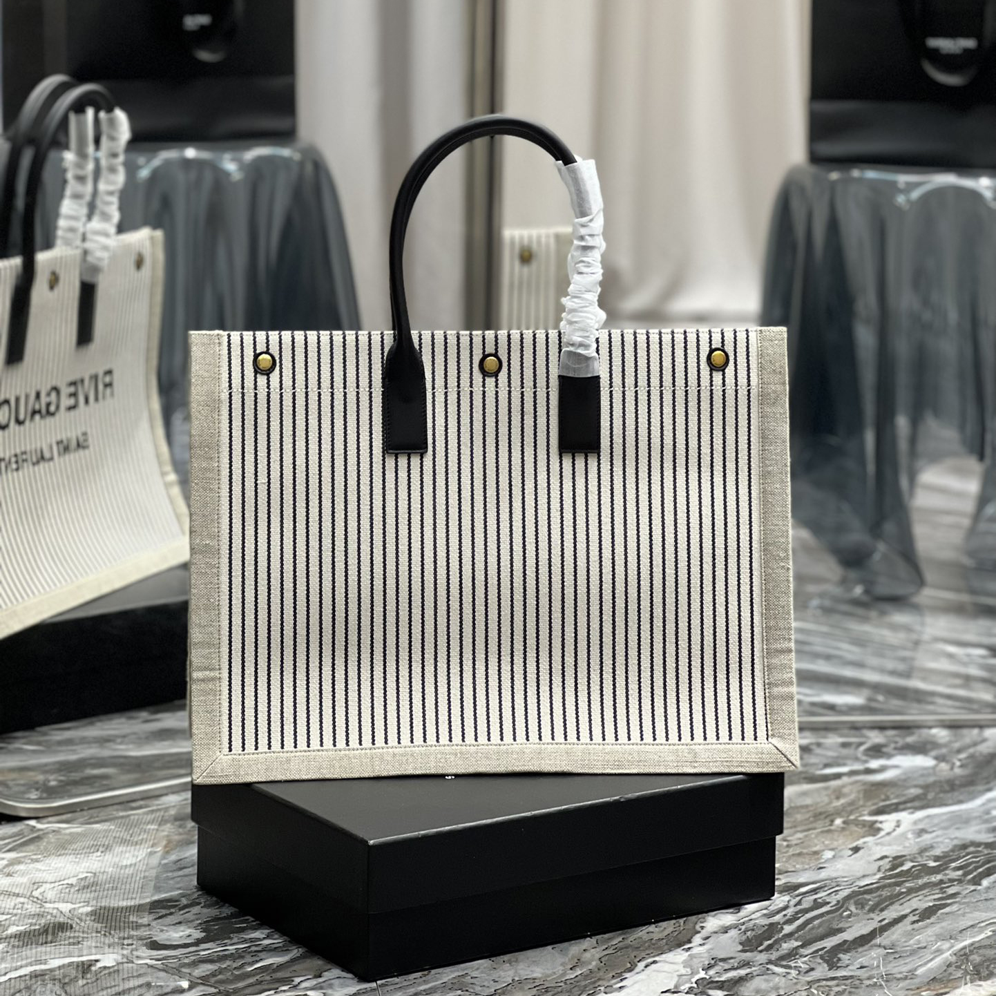 Saint Laurent Rive Gquche Tote Bag In Linen And Smooth Leather(48-36-16cm) - DopestKickz