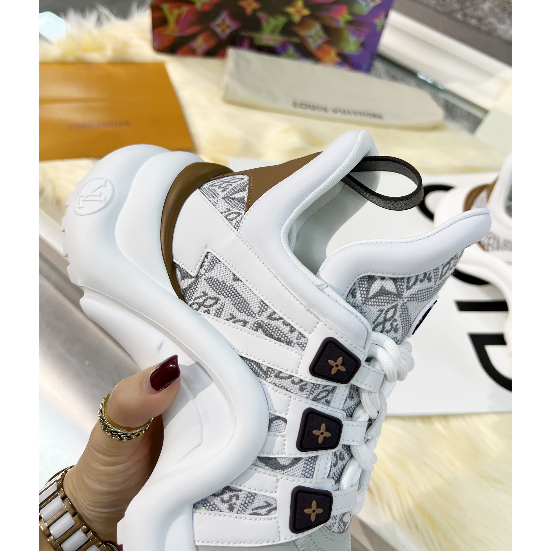 Louis Vuitton LV Archlight Sneaker   1AAIX3 - DopestKickz