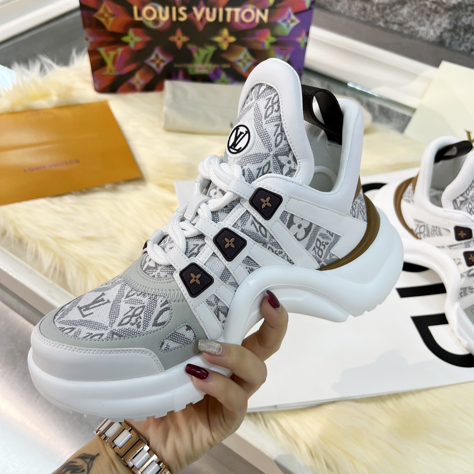 Louis Vuitton LV Archlight Sneaker   1AAIX3 - DopestKickz