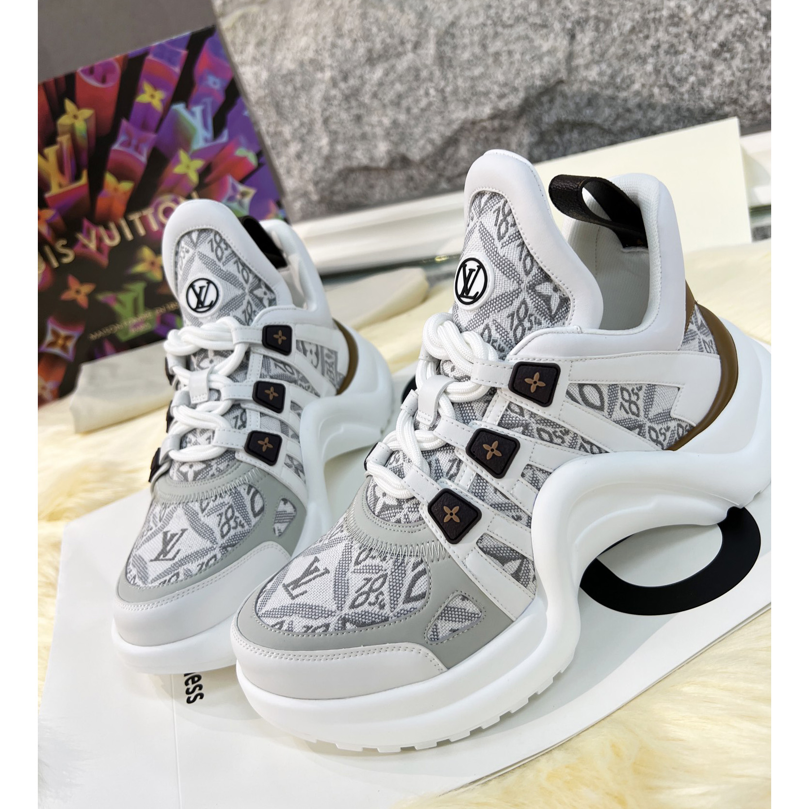 Louis Vuitton LV Archlight Sneaker   1AAIX3 - DopestKickz