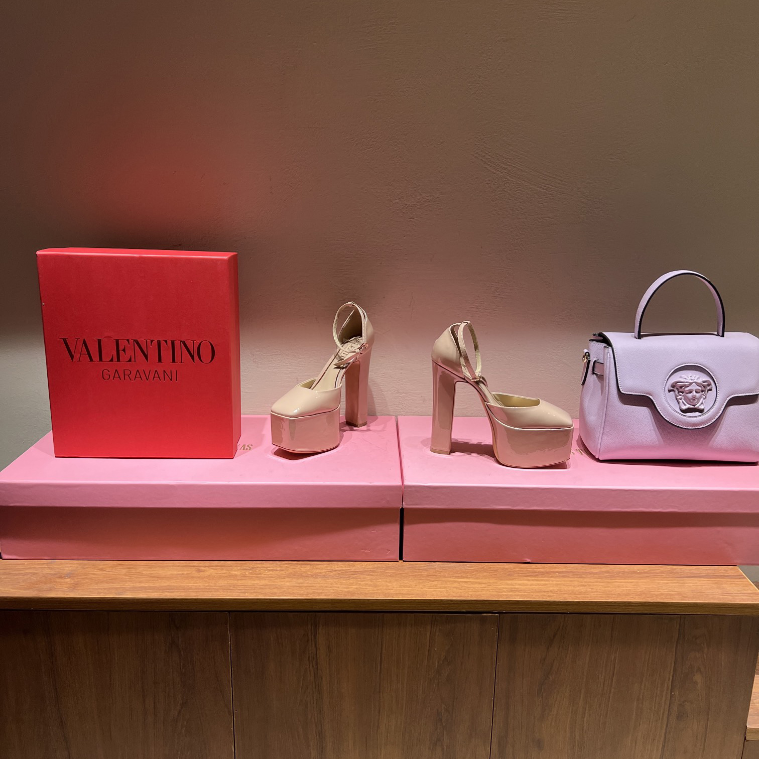 Valenti Garavani Tan-Go Platform Pump In Patent Leather  155 MM - DopestKickz