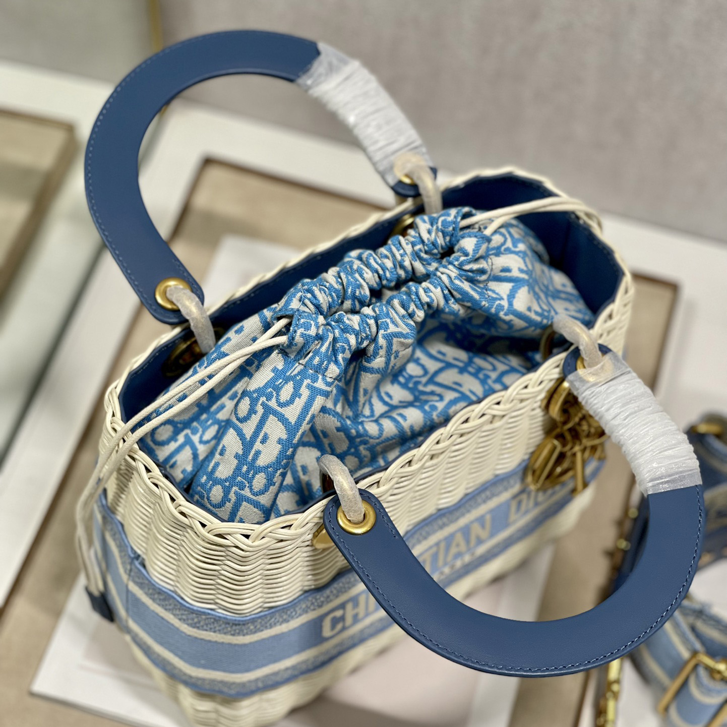 Dior Medium Lady Dior Bag(24-20-11cm) - DopestKickz